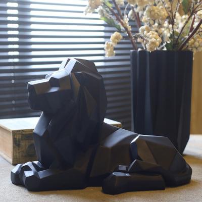 China Eco-friendly Material Modern Handwork Origami Geometric Lion Opens Natural Resin Animal Sculpture Display Props For Home Decoration for sale