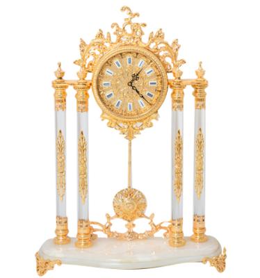 China Antique Classic Luxury Elegant Home Decoration Table Clock Palace Style Office Desk Clock Gift Golden Table Clocks for sale