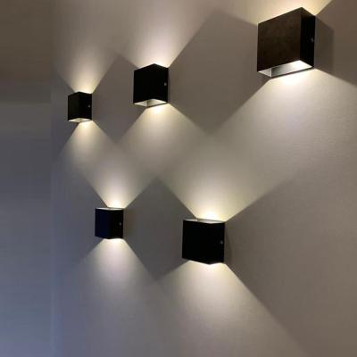 China Modern Outdoor Lighting Fixtures 6W LED Cube Outdoor Wall Lamp Through Aluminum Decorate Wall Sconce Bedroom LED Wall Light Fixtures for sale