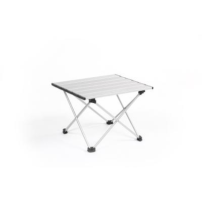 China Traditional Portable Lightweight Hiking Table Oxford Cloth Table Top With Aluminum Frame Folding Camping Picnic Table With Outer Bag for sale