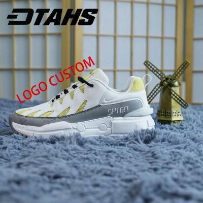 China 2022 Latest Running Men's Casual Gym Anti-skid Mesh Sport Shoes Adult Comfortable Running Shoes for sale