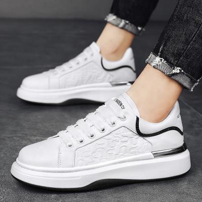 China Latest sports breathable leather from waterproof sneaker manufacturer, white flat sneakers, black sports shoes, men for sale