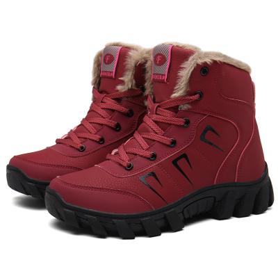 China Mountaineering rubber shoes: Fashion sports mountaineering shoes, wear-resistant, waterproof, warm for sale