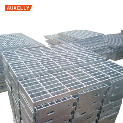 中国 Wall Building Filter Farm China Factory Free Sample Liquid Building Materials Galvanized Welded Steel Grating 販売のため