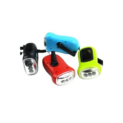 中国 Convenient Mini Outdoor Emergency Torch Solar Powered Led Flashlight With Crank Operated Flashlight 販売のため