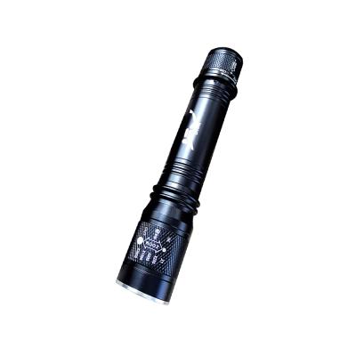 China Professional Underwater Zoomable Flashlight Waterproof zaklamp Torch Waterproof Aluminum Diving Underwater Led Dive Flashlight en venta