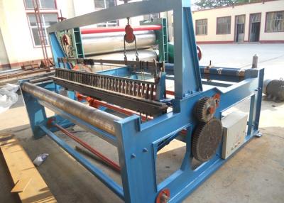 Китай Efficient 1-4m Width Crimped Wire Mesh Weaving Machine With 1.0-12mm Wire Diameter продается