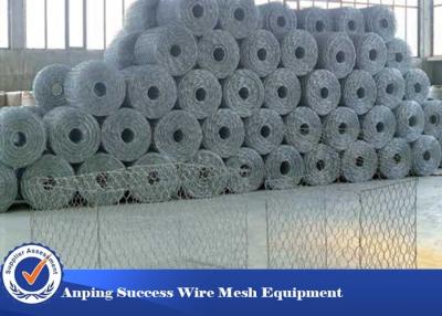 Cina PVC Coated Hot Dipped Gabion Wire Mesh For Flood Bank Customizable in vendita