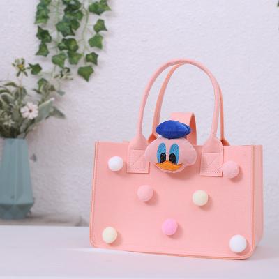 China Customized Low Price Customized Gift Cute Cartoon Fansional Shopping Felt Tote Handbag Bag for sale