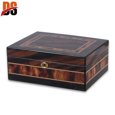 China High Recycled/Eco-friendly Factory Price Customizable Wood Packing Box Factory Price Raw Wood Hygrometer Cigar Humidor for sale