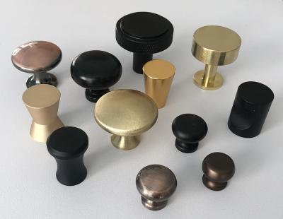 China Cabinet Modern Design Fancy Knobs For Small Bathroom Wardrobe Drawer Cabinet Door Handles for sale