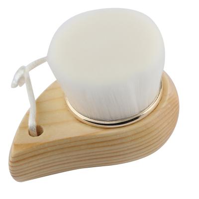 China Custom Natural Exfoliating Pore Remover Wholesale Price OEM Massage Remover Dry Wooden Soft Brush for sale