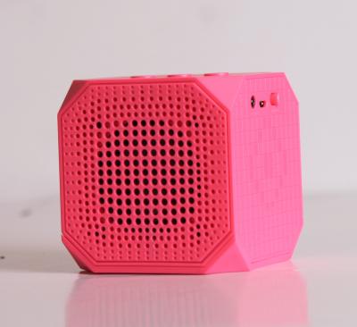 China Red Square Bluetooth Hi Fi Speakers , Cell Phone Wireless Bluetooth Stereo Speaker for sale