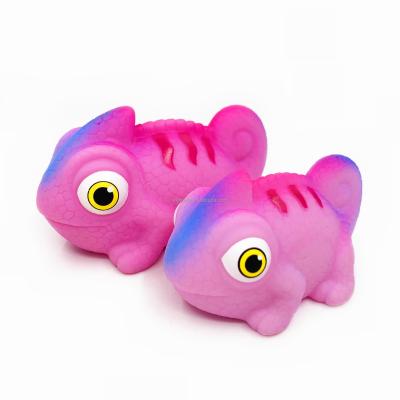 China Cognitive Floating Toy Cartoon Floating Water Smelling Toy Light Bath Lizard Toy For Children for sale