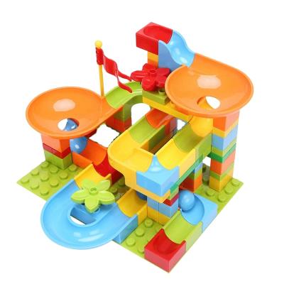 China Popular DIY TOY Amazon hot sellings plastic building block 80pcs diy toy set for child for sale