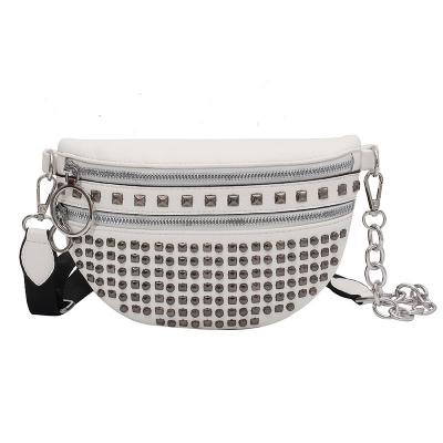 China 2021 Wholesale Lady fashion rivet chest bags popular design handbags young ladies purses for sale