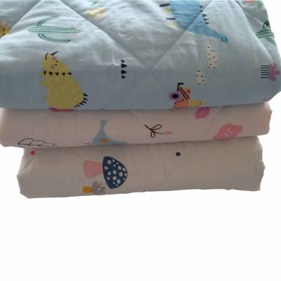 China Single 100% Cotton Comforter Crib Bedding Comforter Printed Muslin Baby Comforter Bedding Sets for sale