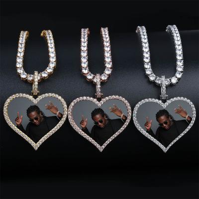 China Hiphop Hip Hop Custom Iced Out CZ Diamond Heart Memory Medallion Picture Frame Pendant Necklace for sale