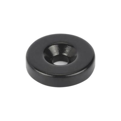 China Industrial Magnet Sintered Disc Countersunk N52 Hole Neodymium Magnet for sale