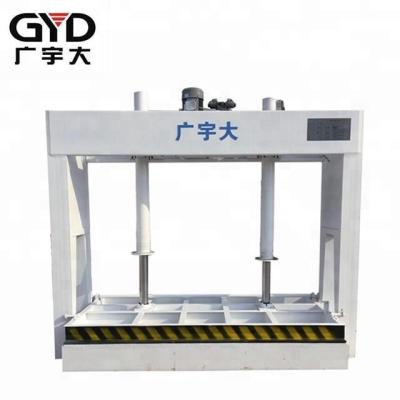 中国 2000KG Woodworking Cold Press Machine 60 Ton 3x1.3x2.8m High Productivity 販売のため