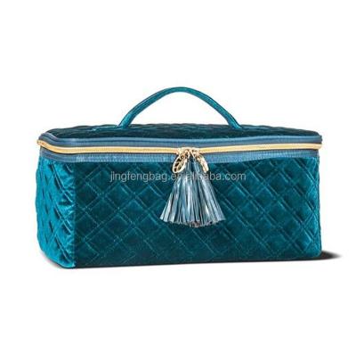 China Eco - Friendly Tassel Pull Quilted Soft Velvet Vanity Case for sale