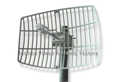 Chine En dehors du poids léger parabolique de diagramme de rayonnement d'antenne de la grille 24dBi à vendre