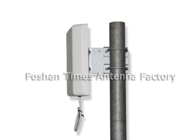 Chine Haute antenne directrice du rapport 4g Lte de F/B, antenne du panneau 7dbi 208 * 178 * 45mm à vendre