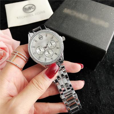 China OEM Non-Specific Watch 2021 Vintage Master Luxury Wrist Watch China Silver Strap Diamond Watches For Men And Women for sale