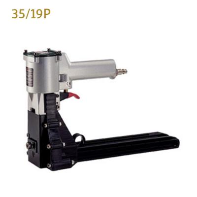 China Carton Air Packaging Stapler For 35mm Staples Tool Pneumatic Stapler 3519P 342x115x220 Mm for sale