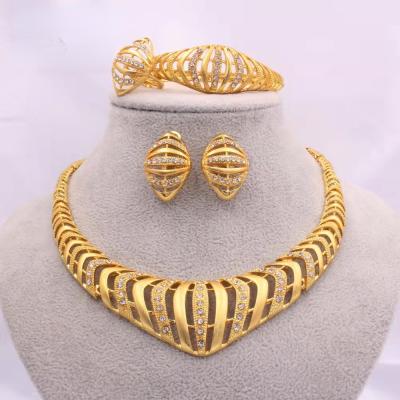 China New Designer CLASSIC Pattern Gold Plated Necklace With Embellish Earrings And Rings Jewelry Sets for sale