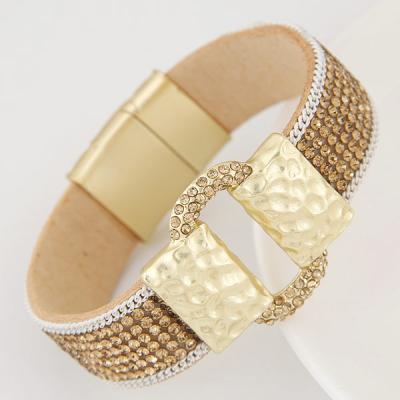 China FASHIONABLE Rhinestone Buckle Bracelet Leather Magnetic Women Leather Trim Bracelet Gold Twist Lock Bracelet for sale