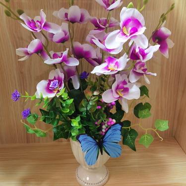 China Eco-friendly Artificial Flowers Home Succulent Decoration Plastic Potted Butterfly Orchid Plants for sale