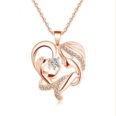 China High Quality Fashion Necklace Link Chain Women Jewelry Gift Mother's Day Heart Pendant Necklace For Women for sale