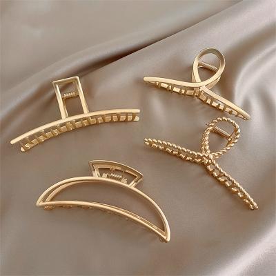 China Sweet Women Geometric Hair Claws Girls Brides Fashion Metal Cross Claw Hair Clips for sale