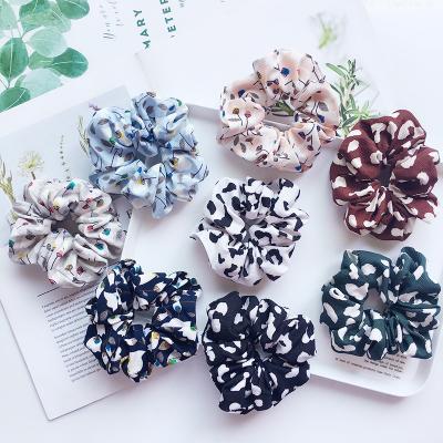 China Popular Wholesale Cute Women's Tie Hair Scrunchies Elastic Flower Hair Band Scrunchies for sale