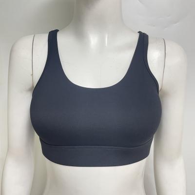 China Breathable New Designer Custom Backless V Shape Sports Bra Breathing Holes Training Yoga Bra for sale