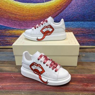 China Cushioning New Fashion Designer Brand Shoes Men Women's Casual Shoes Leather Trim Fitness Style Walking Shoes for sale