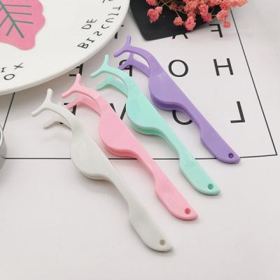 China Best False Eyelash Makeup False Eyelash Makeup Tweezers Eyelash Applicator Wholesale Plastic Tweezers for sale