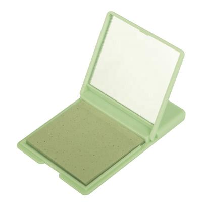 China Roll Cloth Green Tea Oil Absorbing Sheets With Mirror Makeup Oil Facial Blotter Private Logo for sale