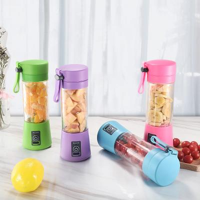 China Dropshipping Multifunctional Mini Blender Travel Usb Electric Portable Rechargeable High Speed ​​Blender for sale