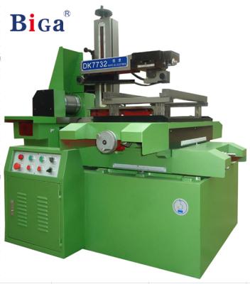 China Building Material Stores Mini Wire Cutting Wire Cut EDM CNC Machine for sale