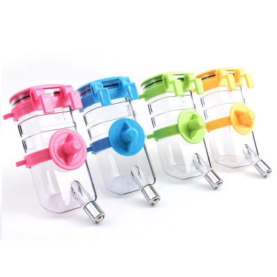 China Sustainable Pet Automatic Feeder Large Capacity Pet Bottle Dog Hanging Detachable Water Bottle for sale