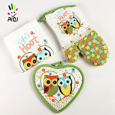 China Printed Christmas Kitchen Set Oven Glove Pot Holder Towel for sale