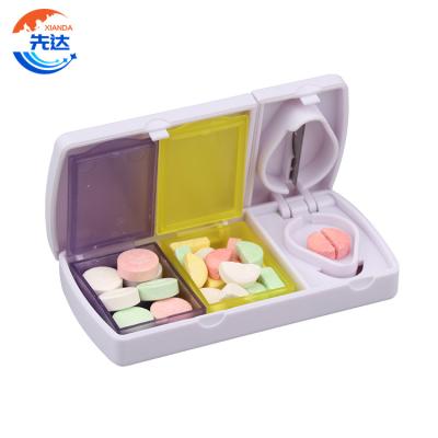 China Multifunctional Case With Pill Box Pill Cutter With Container Dispenser Weekly Bulk Custom Medicine Storage PC13 for sale