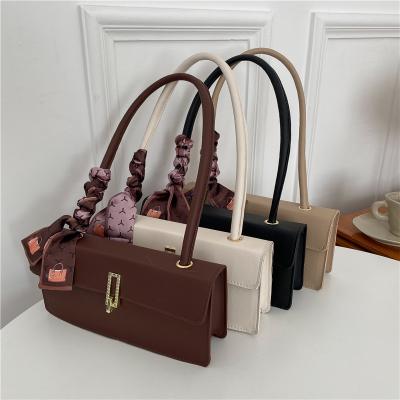 China Lady Fashion Underarm Handbags Hot Sell Lady Underarm Bags Young Popular Ladies Purses For Woman for sale