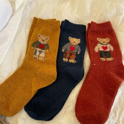 China 20% Wool Winter Antibacterial Cute Bear Jacquard Thick Cute Crew Warm Socks Women With Hearts for sale