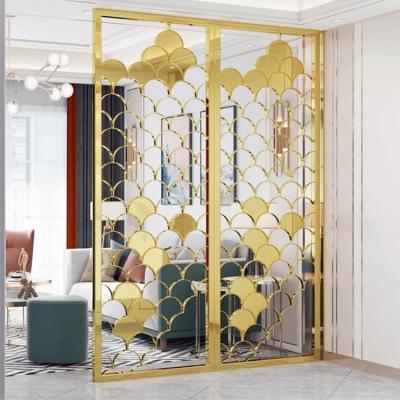 中国 Curved Shape Metal Room Divider Laser Cut Gold Stainless Steel Partition 販売のため