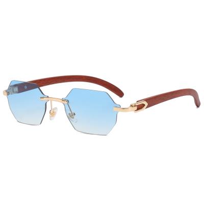 China 2022 Retro Small Fashion Superhot Rectangle Sunglasses Eyewear 15167 Rimless Sunglasses for sale