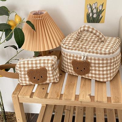 China AIZHUWholesale 2022 High Quality Supply Cute Bear Makeup Bag Fashion Women's New Large Capacity Wash Box Storage Box for sale