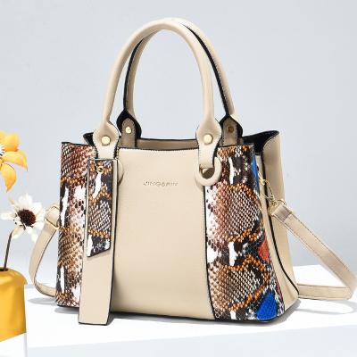 China Odm 2022 high quality Aizhu spring and diagonal brand tide bucket pattern new summer snake bag trend cross handbag large capacity for sale